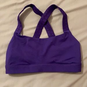 Lululemon sports bra